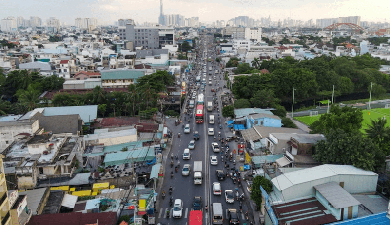 Hình ảnh kẹt xe đường Quốc lộ 13 Thủ Đức