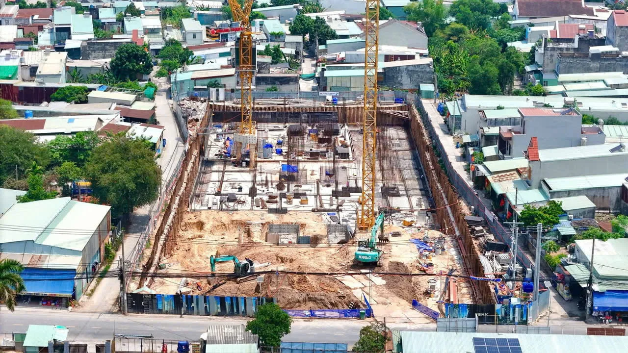 Fenica hình ảnh thực tế xây dựng